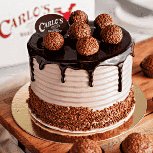 Carlo's Bakery presenteia clientes com bolos decorados na Copa do